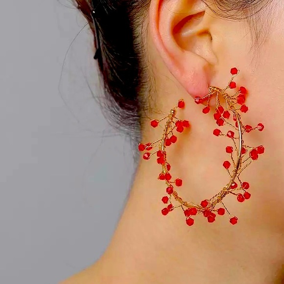 🔆3/$30 New Zara Faux Pearl Hoop Earrings - Picture 2 of 2